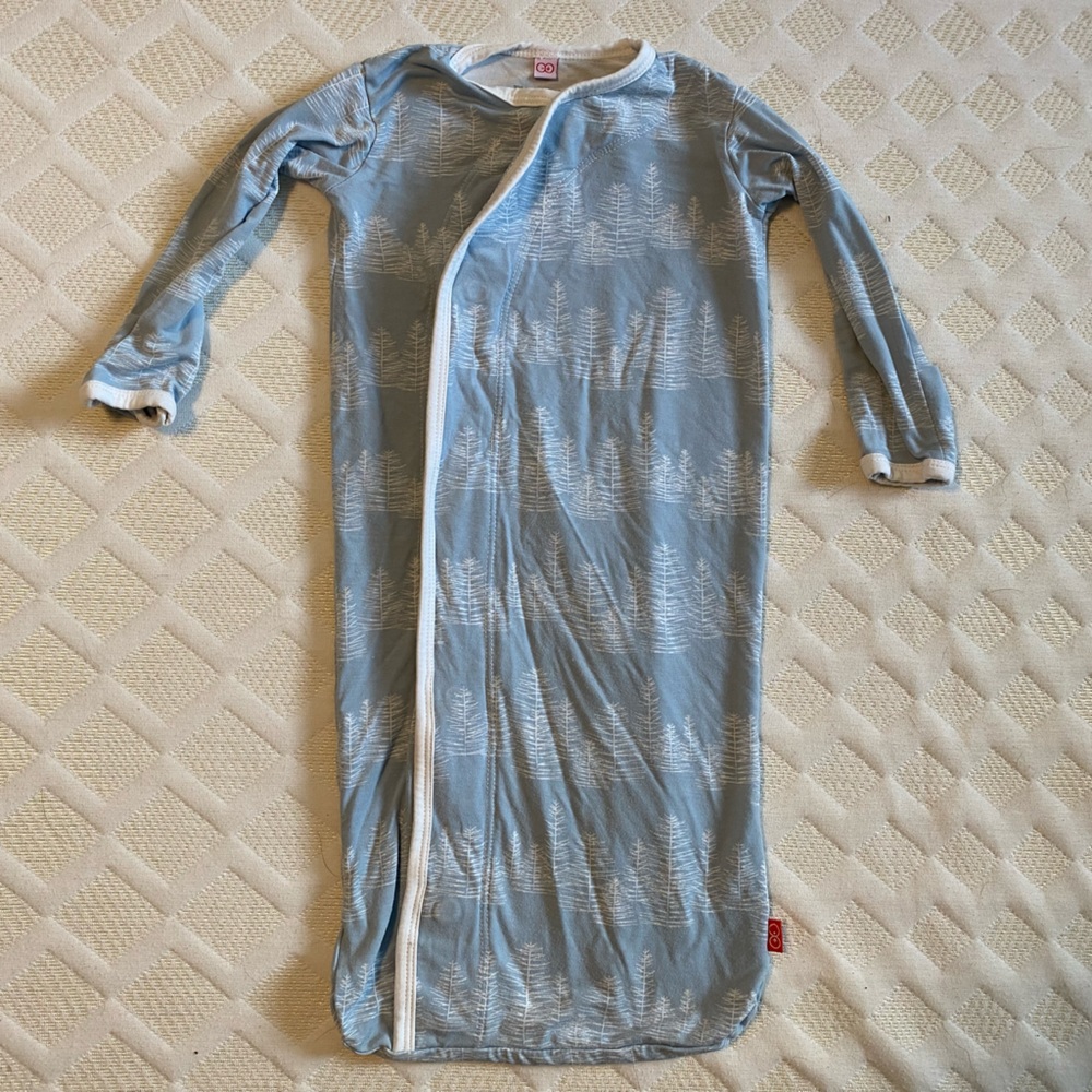 Like-new Magnetic Me newborn sleep sack - blue